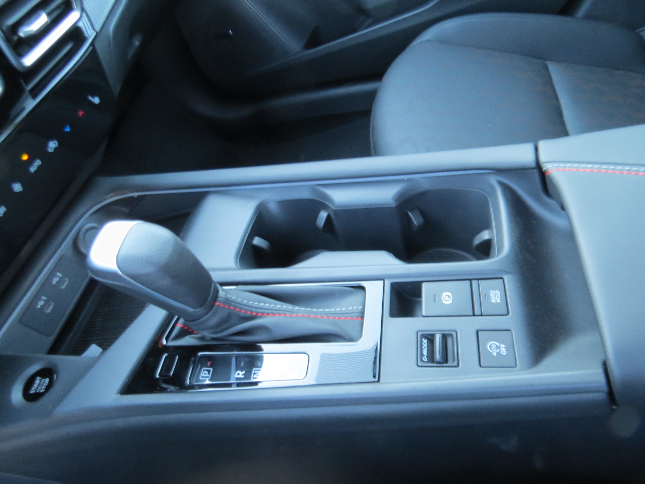 2026 Nissan Sentra SR - Photo 17