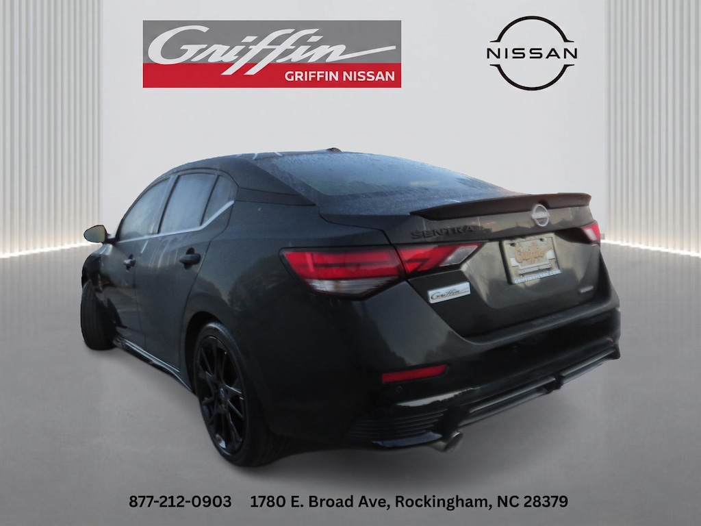 Used 2025 Nissan Sentra SR Car