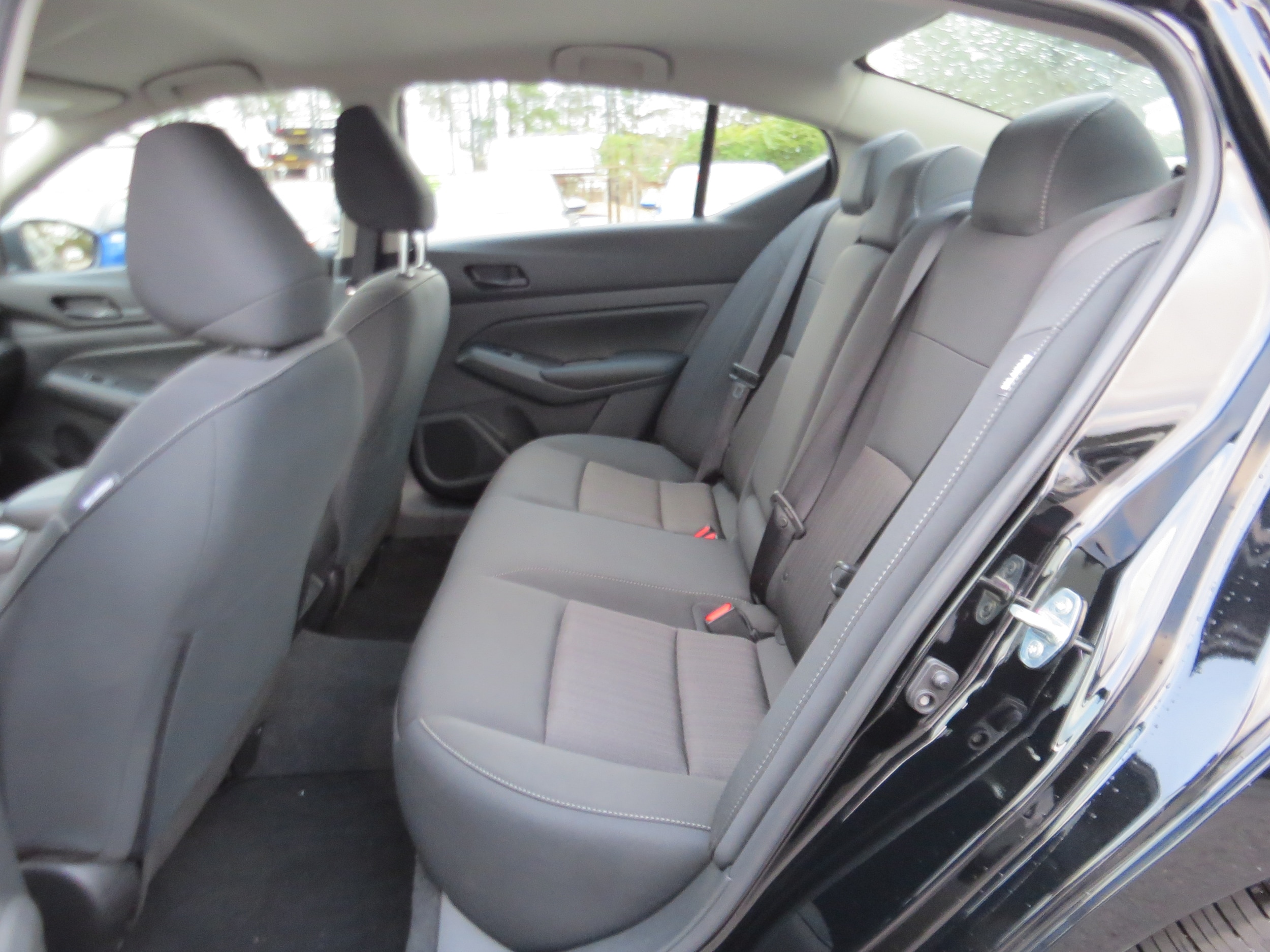 2025 Nissan Altima S - Photo 11