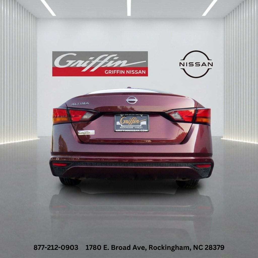 Certified 2025 Nissan Altima SV Car