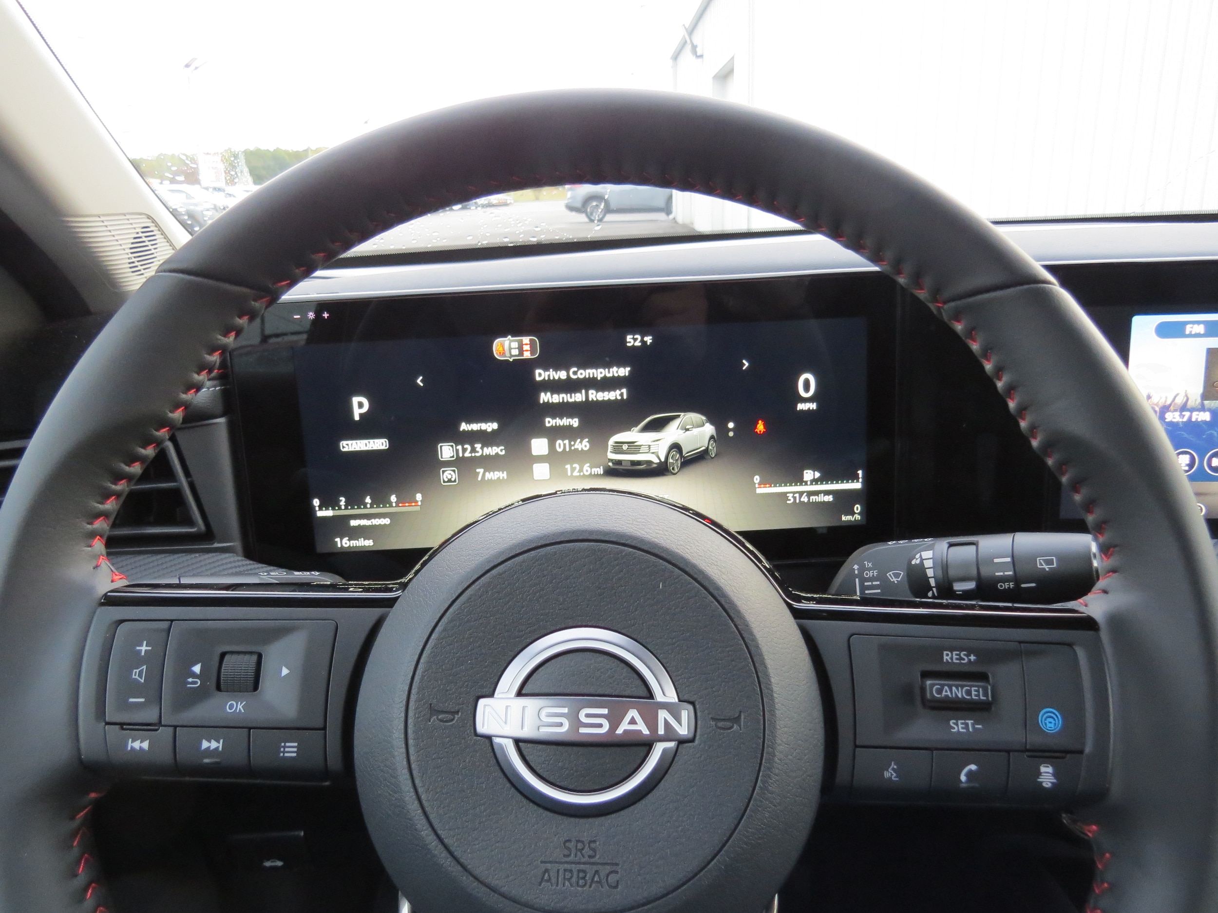 2026 Nissan KICKS SR - Photo 12