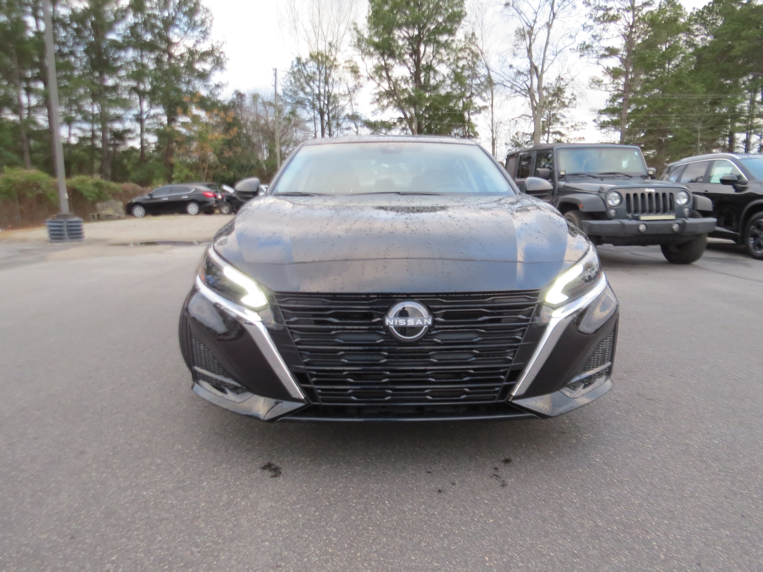 2025 Nissan Altima S - Photo 8