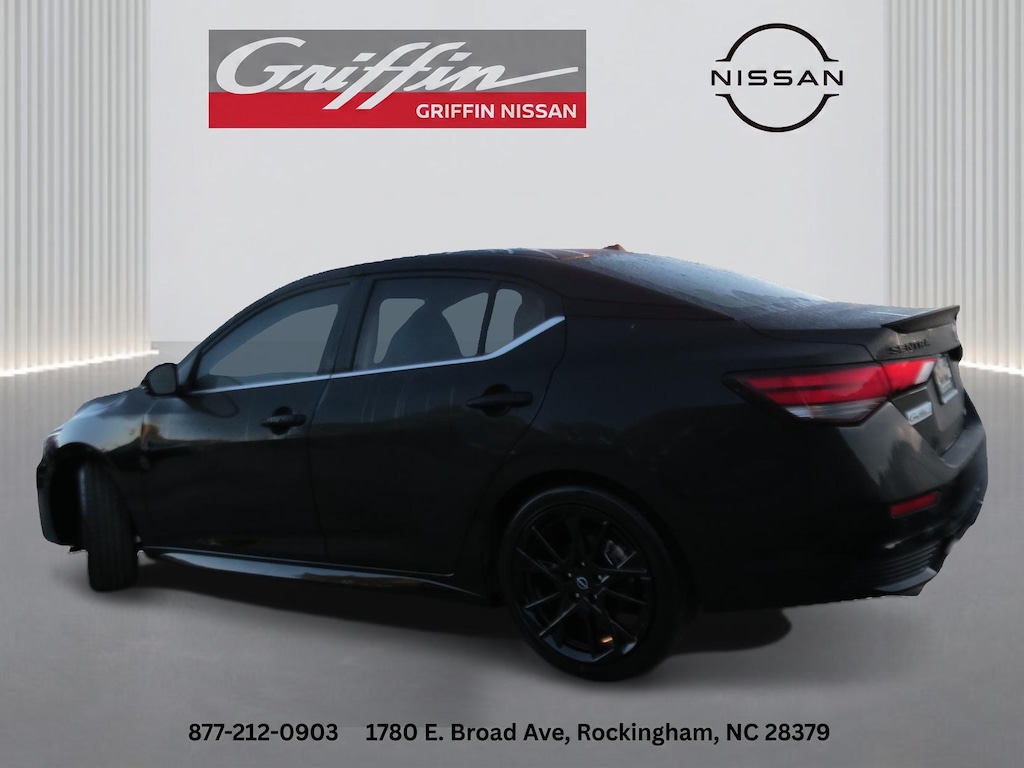 Used 2025 Nissan Sentra SR Car