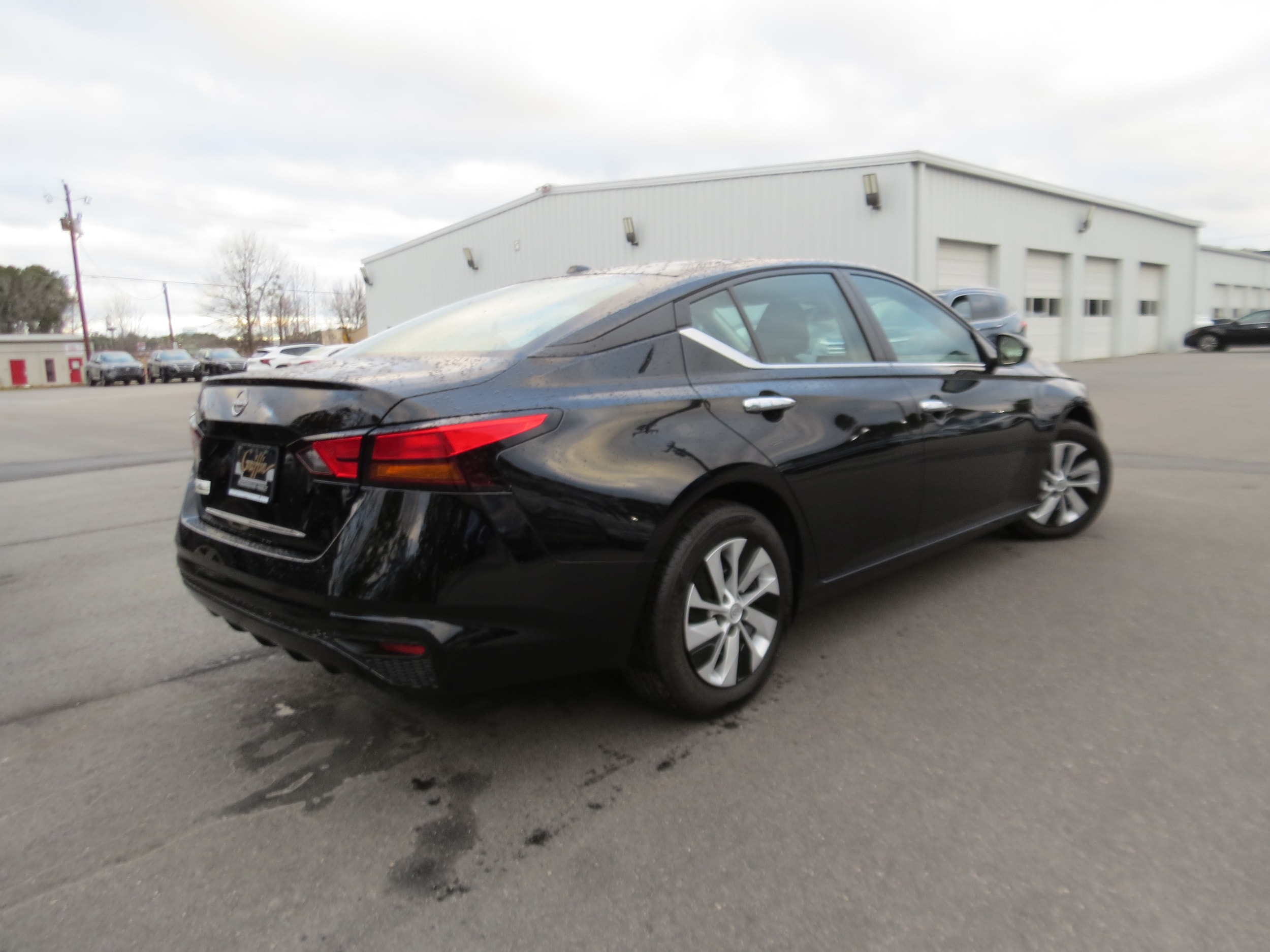 2025 Nissan Altima S - Photo 6