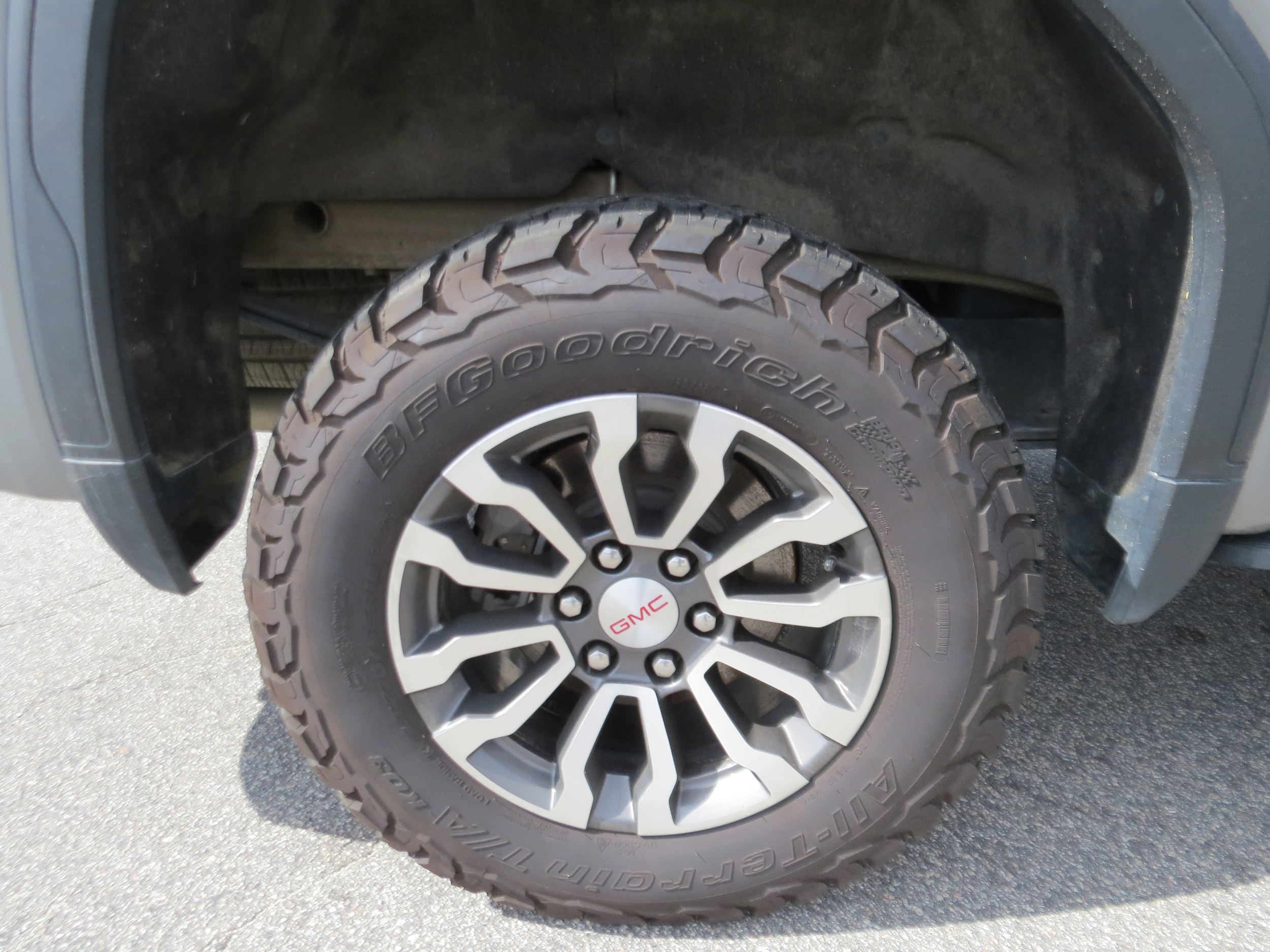 2023 GMC Sierra 1500 AT4 - Photo 14