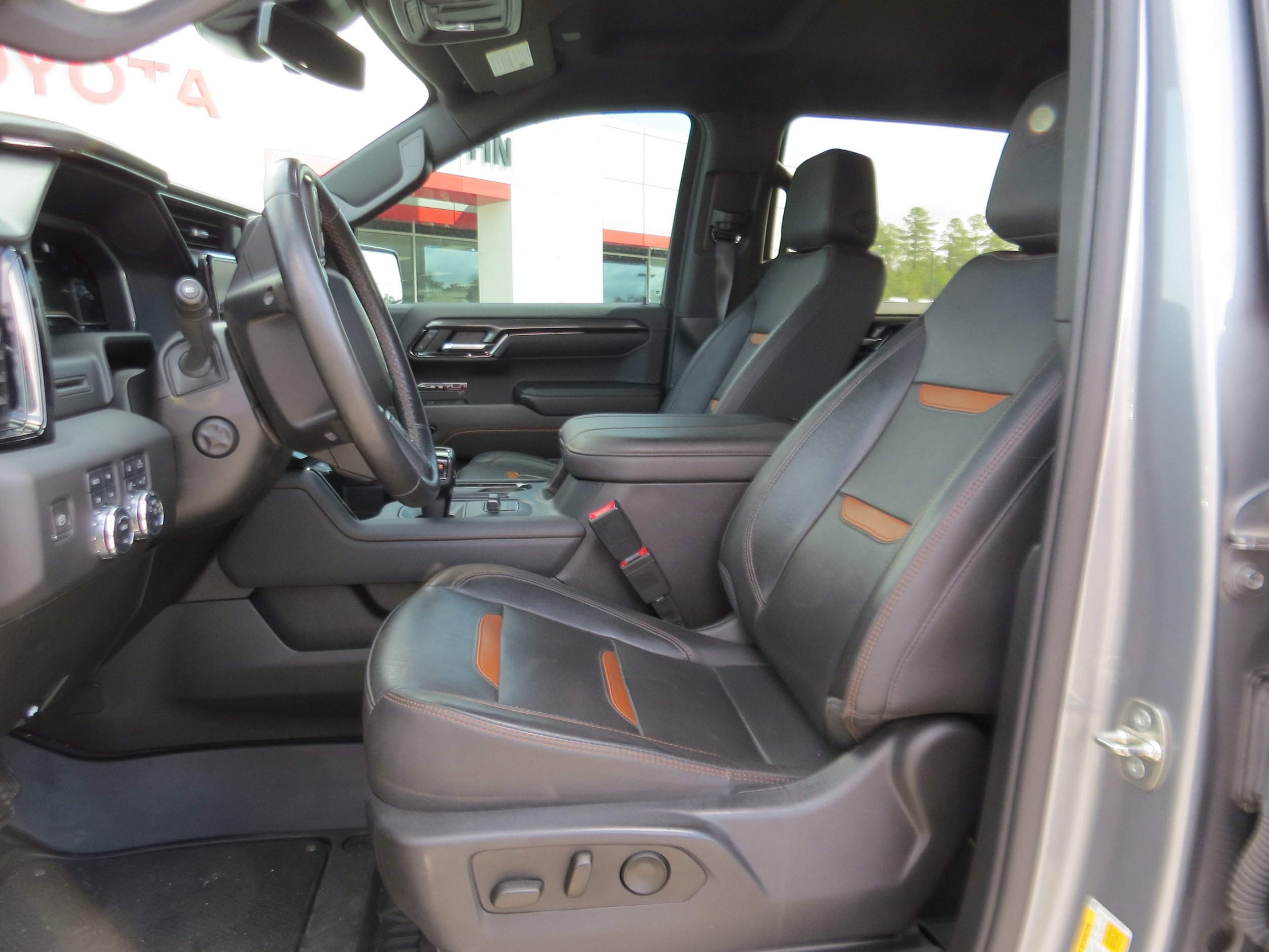 2023 GMC Sierra 1500 AT4 - Photo 18