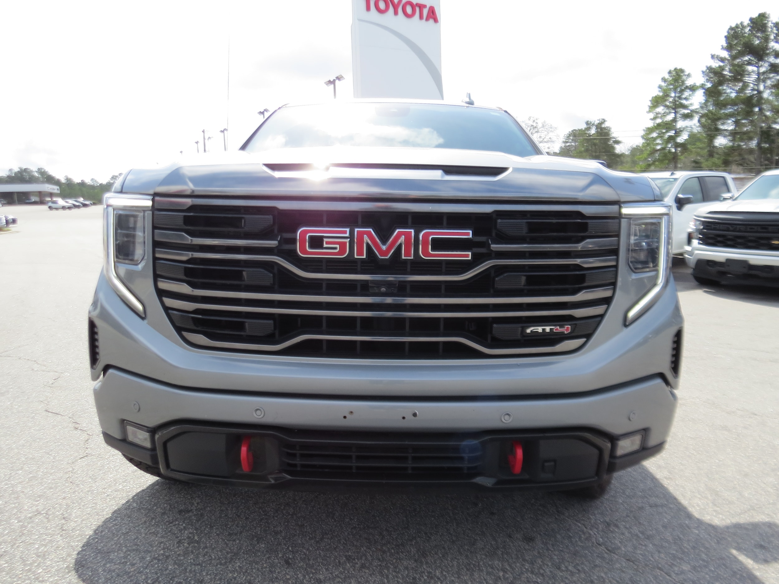2023 GMC Sierra 1500 AT4 - Photo 9