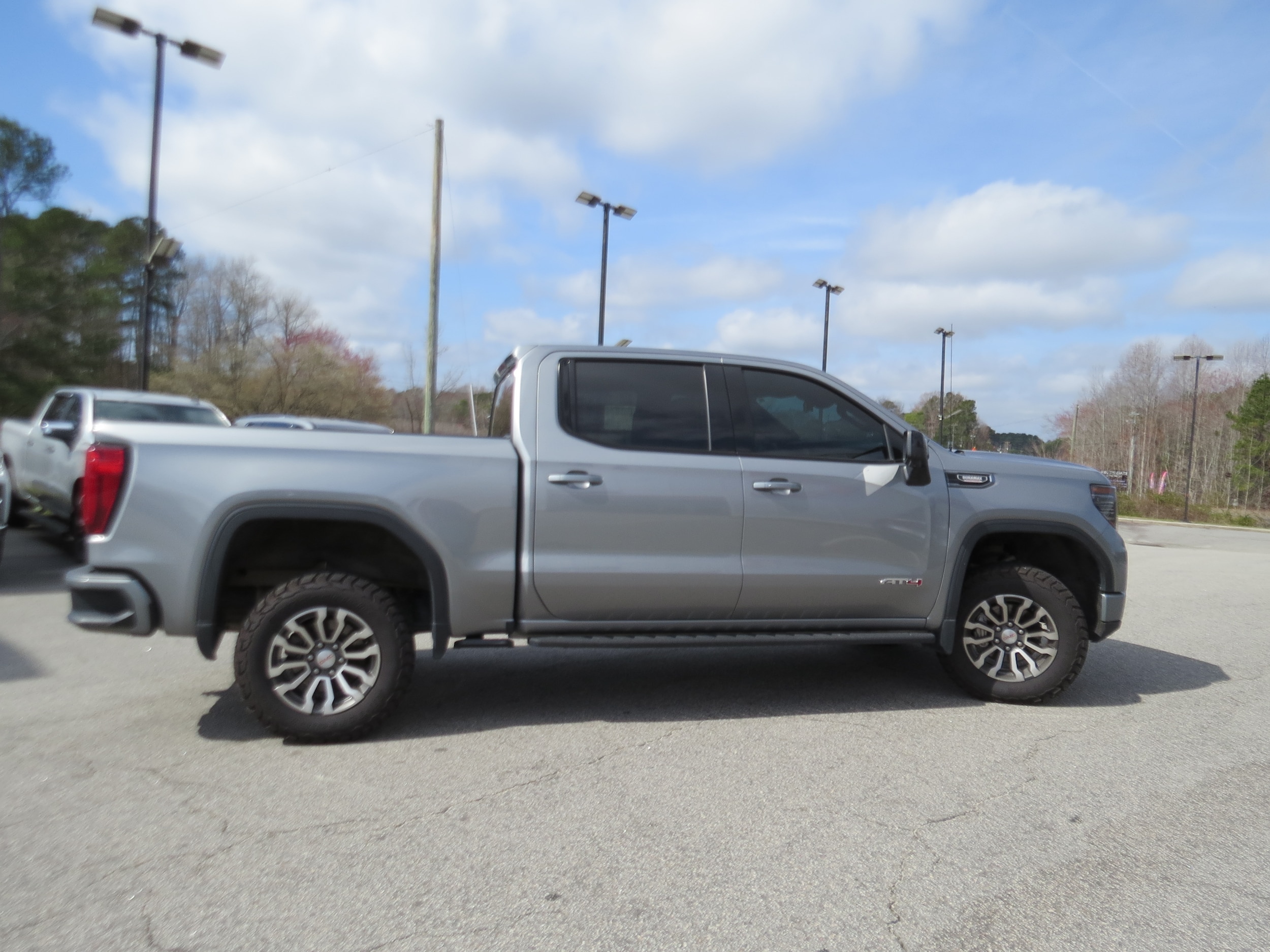 2023 GMC Sierra 1500 AT4 - Photo 6