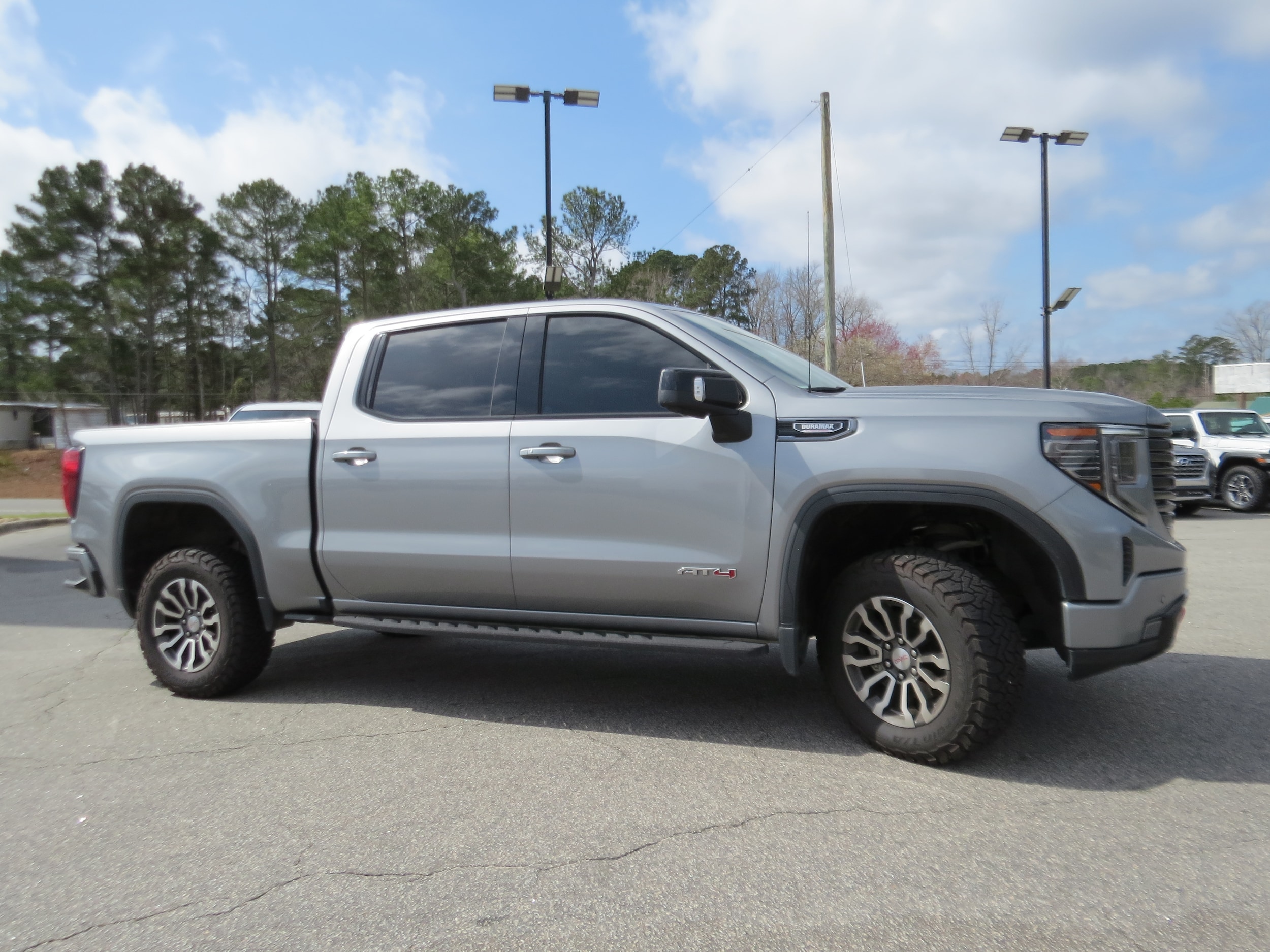 2023 GMC Sierra 1500 AT4 - Photo 7