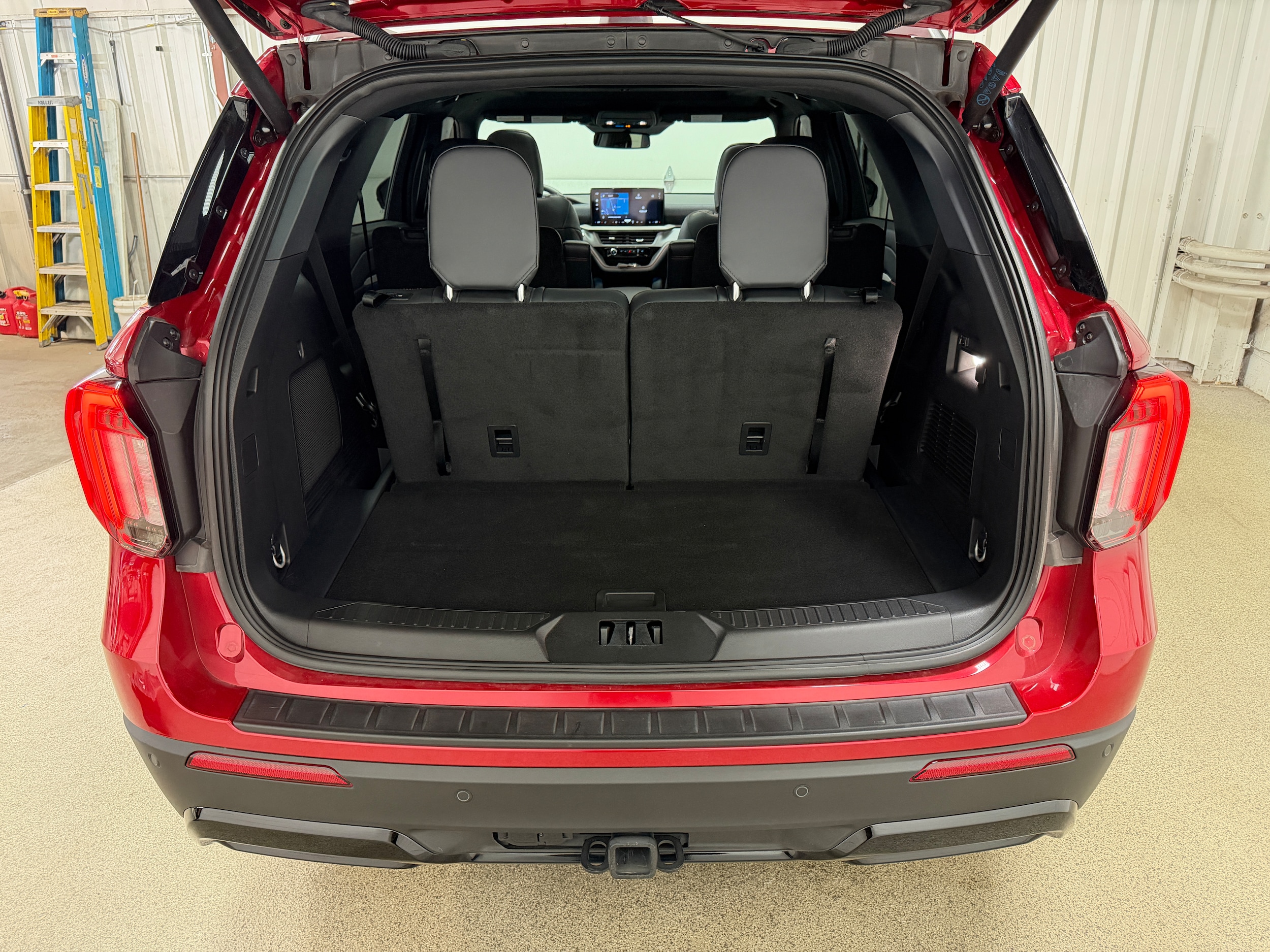 2026 Ford Explorer ST-LINE - Photo 30