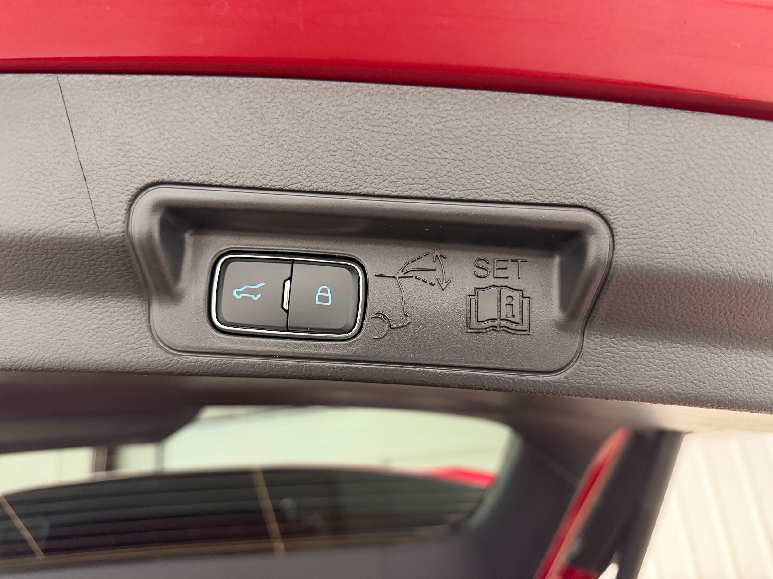 2026 Ford Explorer ST-LINE - Photo 32