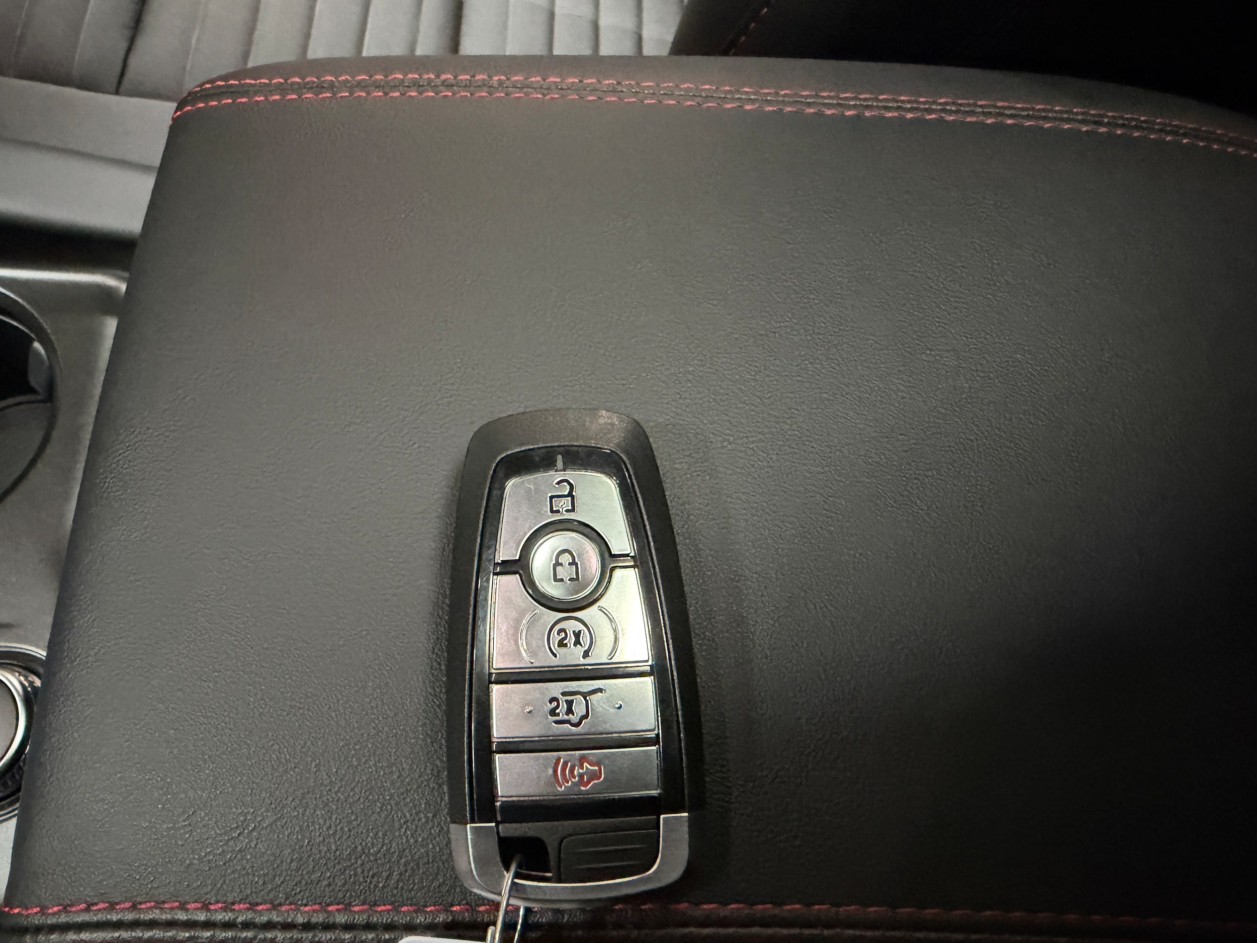 2026 Ford Explorer ST-LINE - Photo 41