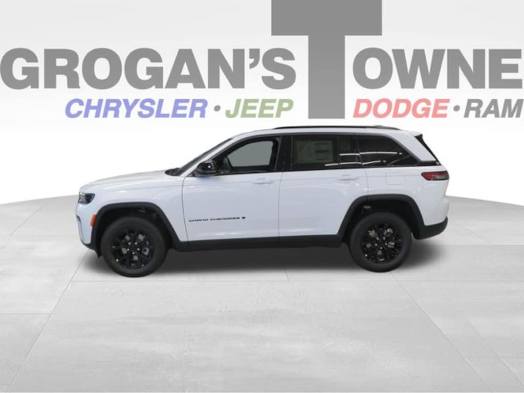 New 2026 Jeep Grand Cherokee LAREDO ALTITUDE 4X4 Sport Utility