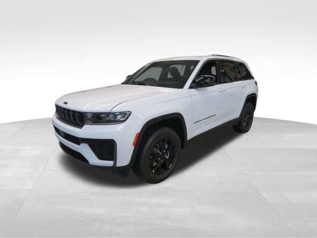 New 2026 Jeep Grand Cherokee LAREDO ALTITUDE 4X4 Sport Utility