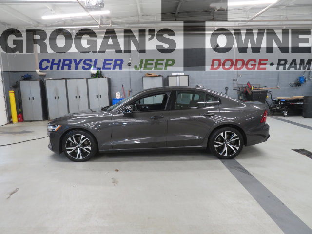 2024 Volvo S60 Core