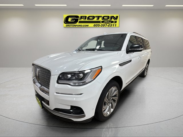 2022 Lincoln Navigator