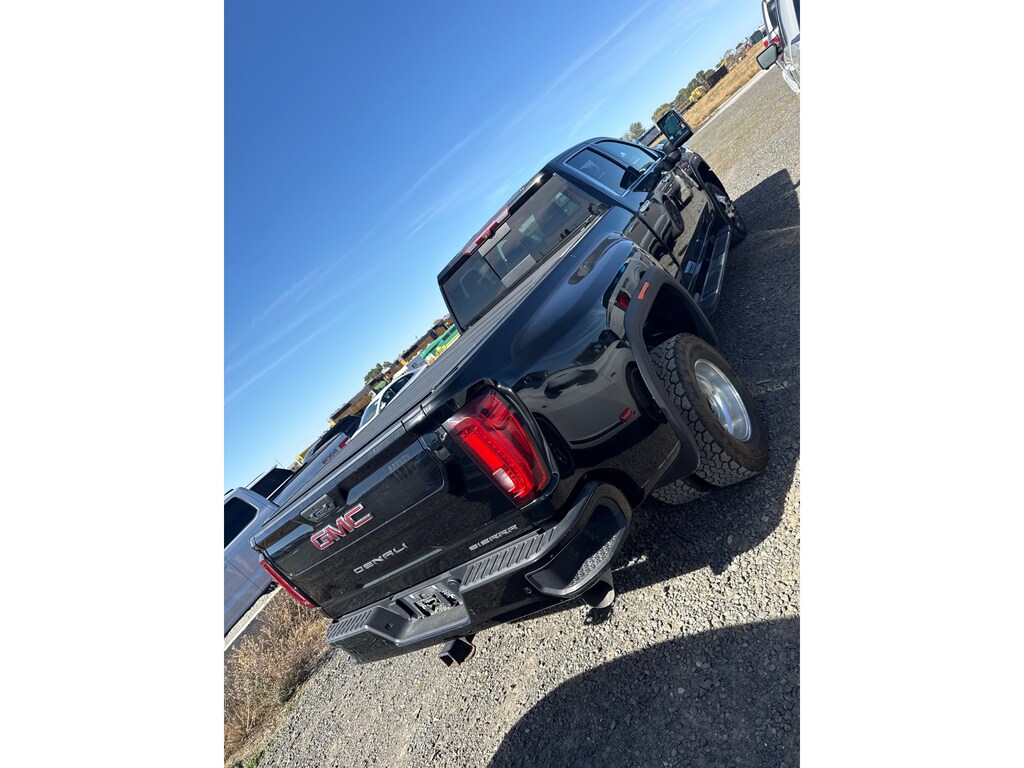Used 2022 GMC Sierra Denali Cab; Crew