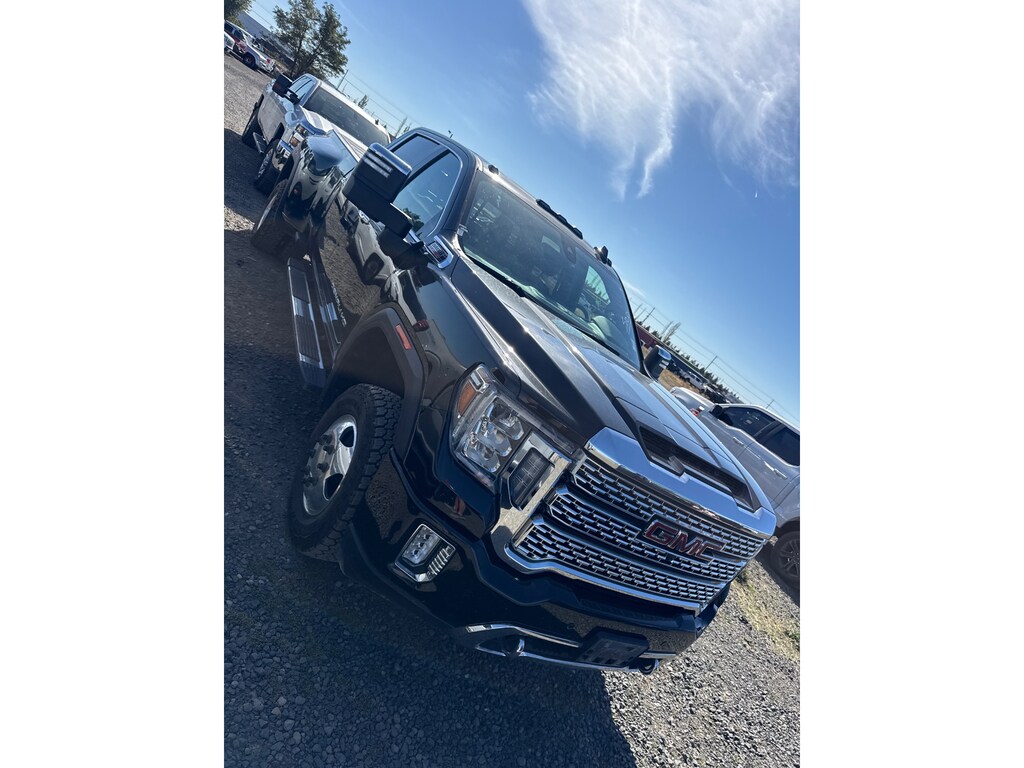 Used 2022 GMC Sierra Denali Cab; Crew