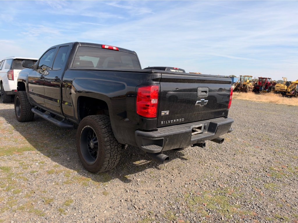 Used 2017 Chevrolet Silverado LT Cab; Extended