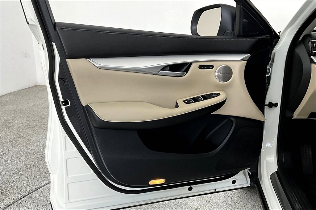 2022 INFINITI QX50 Sensory - Photo 22