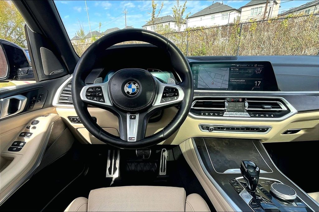 2021 BMW X5 M50i - Photo 7