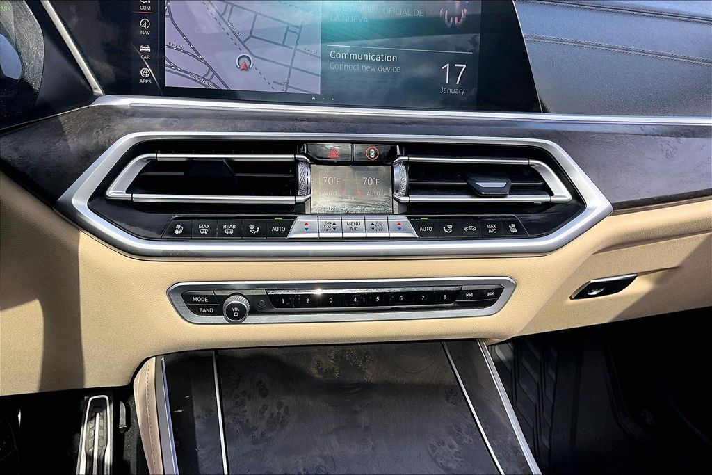 2021 BMW X5 M50i - Photo 41