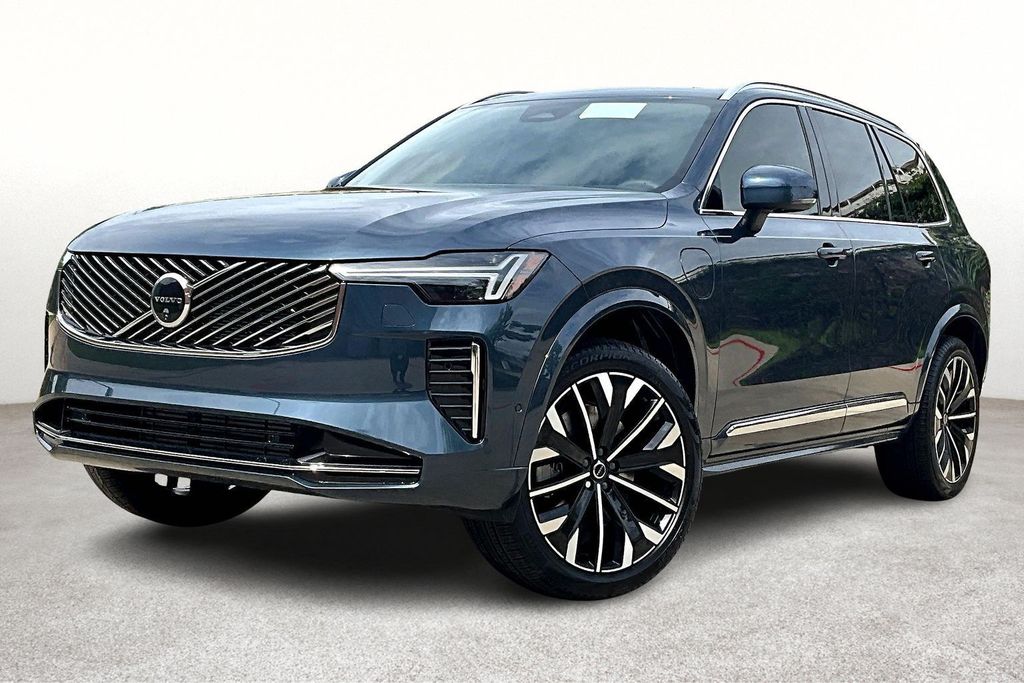 New 2026 Volvo XC90 plug-in hybrid T8 Plus 7-Seater SUV