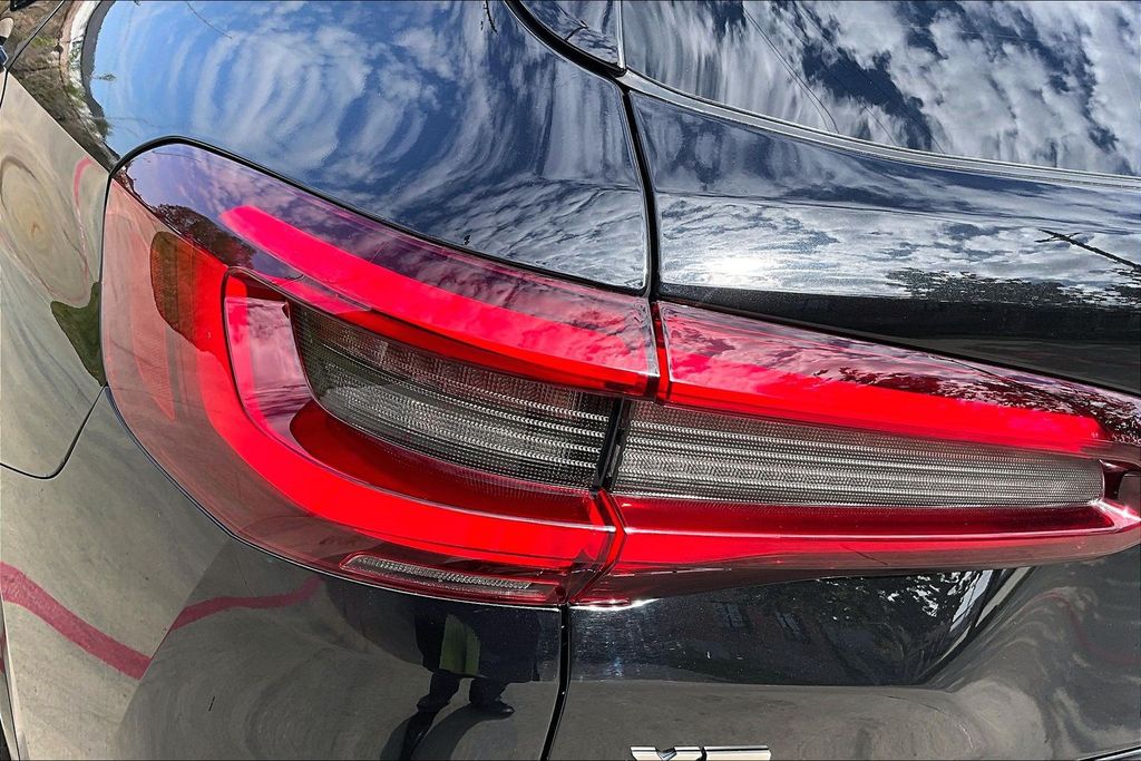 2021 BMW X5 M50i - Photo 40