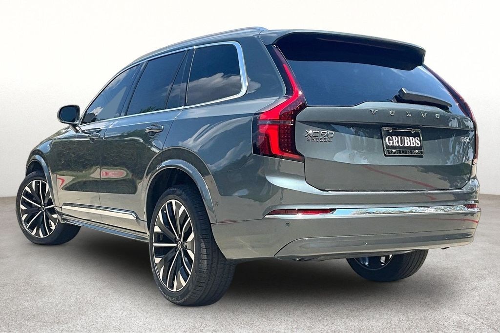 New 2027 Volvo XC90 B5 Plus SUV
