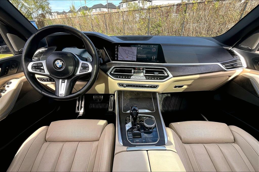 2021 BMW X5 M50i - Photo 20