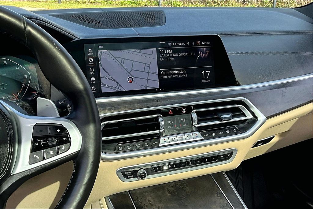 2021 BMW X5 M50i - Photo 8