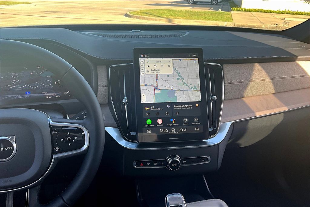 2026 Volvo XC90 Plus - Photo 13