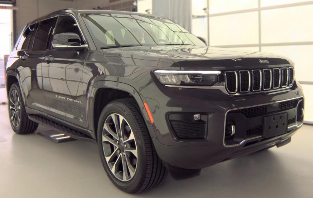 Used 2025 Jeep Grand Cherokee Overland SUV