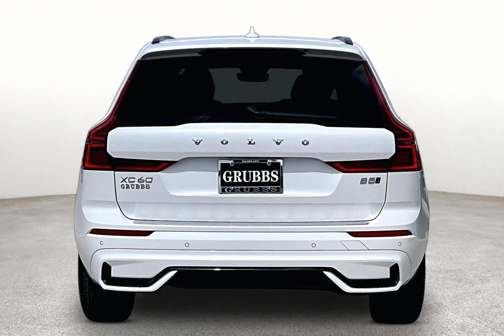 New 2027 Volvo XC60 B5 Core SUV