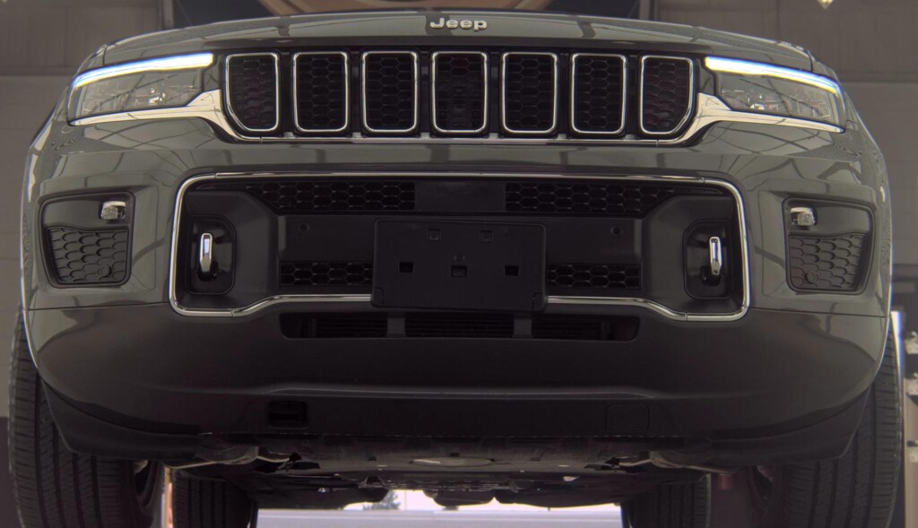 Used 2025 Jeep Grand Cherokee Overland SUV