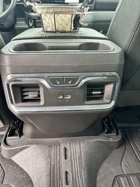 2023 GMC Sierra 1500 SLT - Photo 12