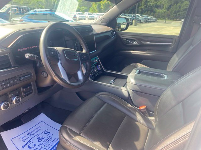 Used 2022 GMC Yukon Denali SUV