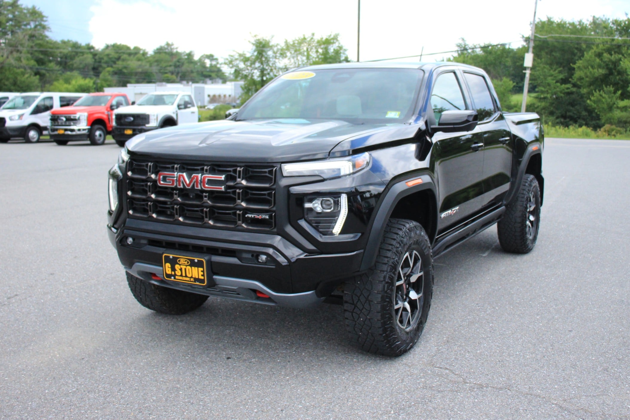 2023 GMC Canyon