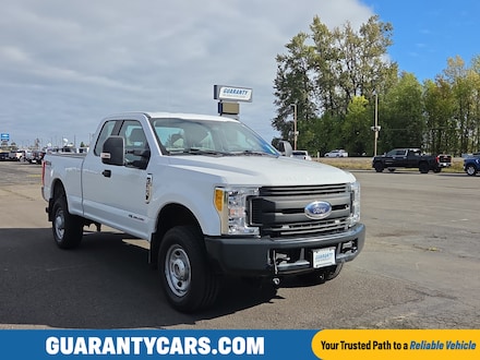 2017 Ford Super Duty F-350 SRW Lariat