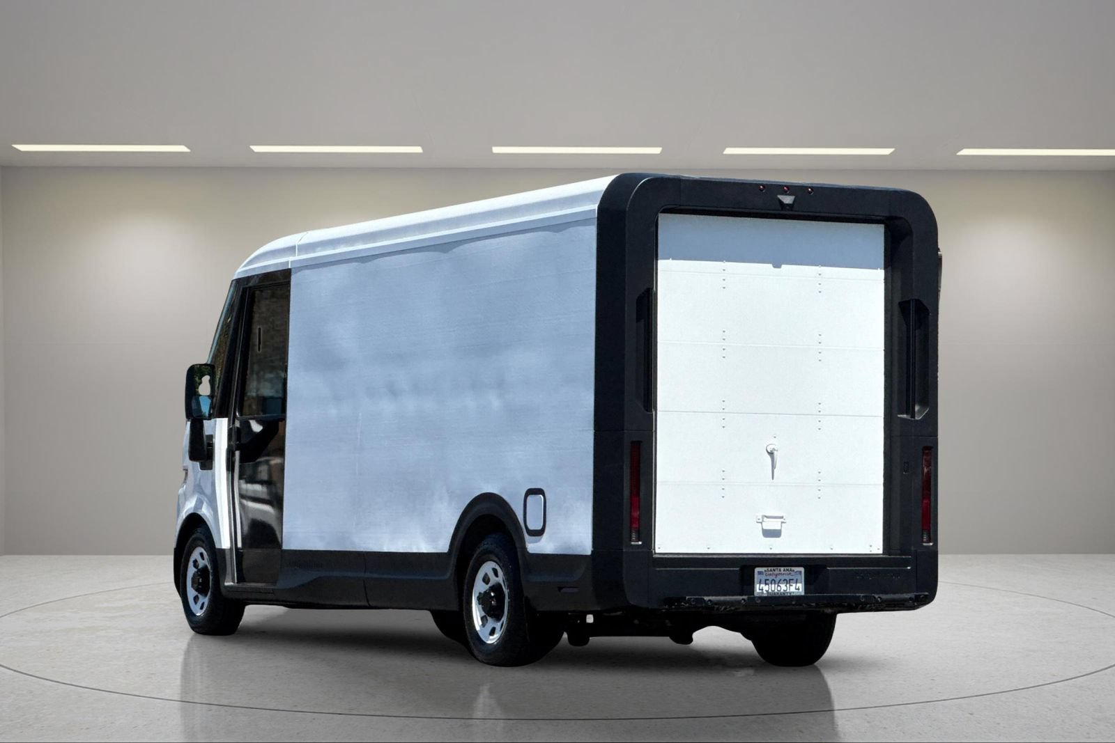 Used 2024 Brightdrop Zevo 600 EJY Van