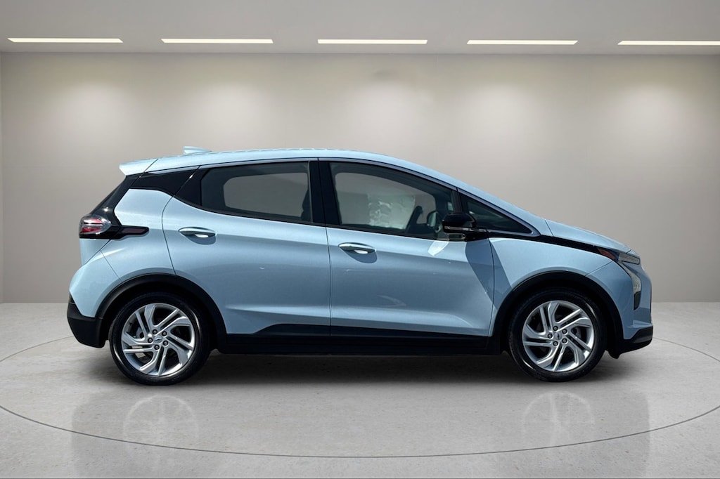 Used 2022 Chevrolet Bolt EV 1LT Car