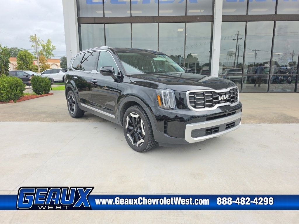 Used 2024 Kia Telluride S SUV