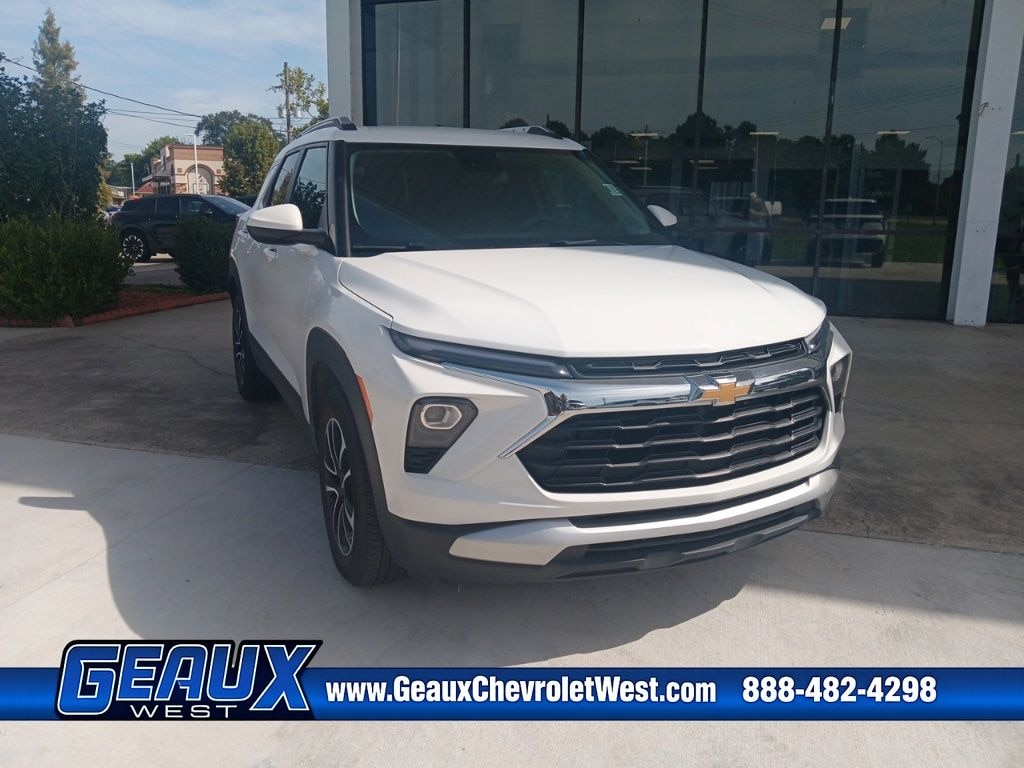 Used 2025 Chevrolet Trailblazer LT SUV