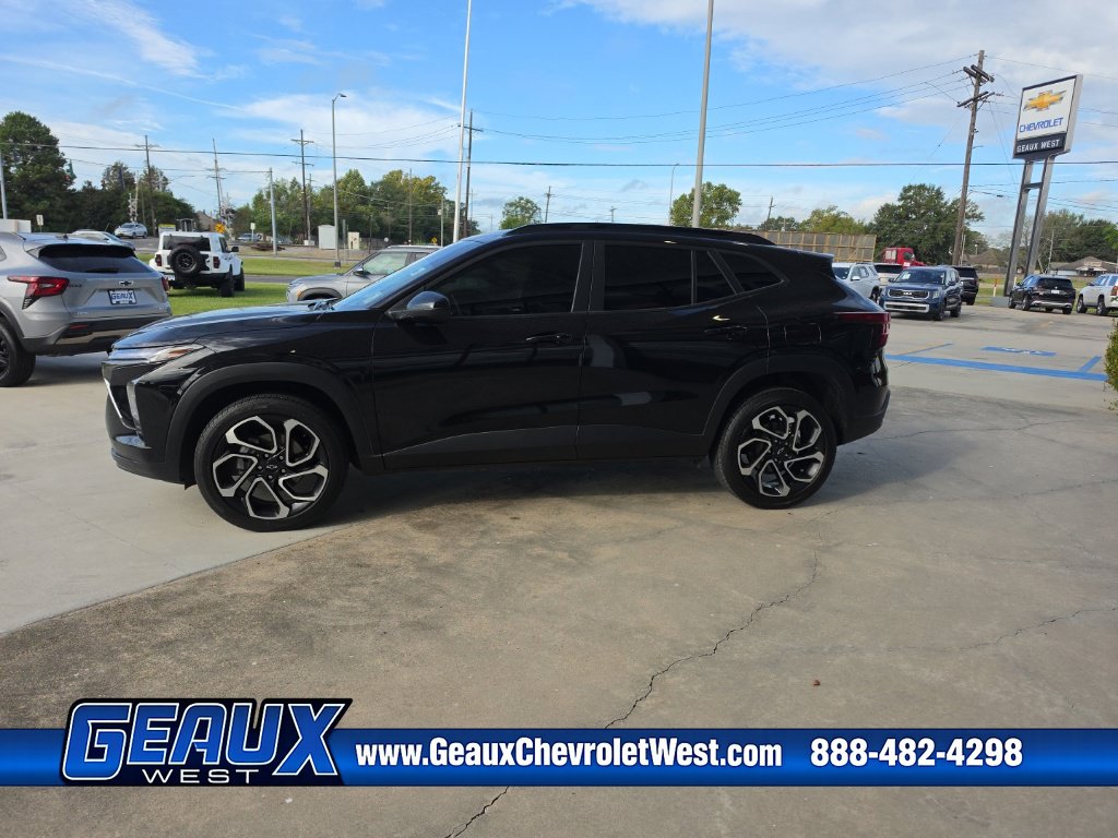 Used 2025 Chevrolet Trax 2RS SUV
