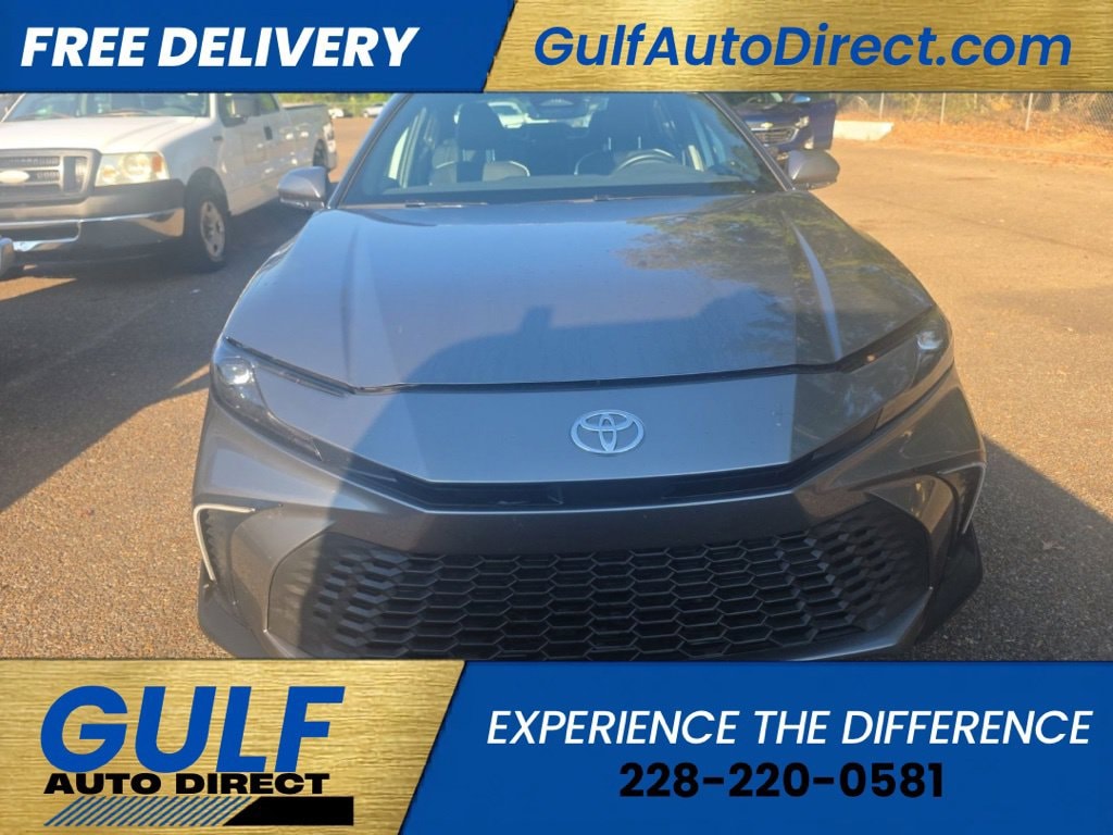 Used 2026 Toyota Camry SE Sedan