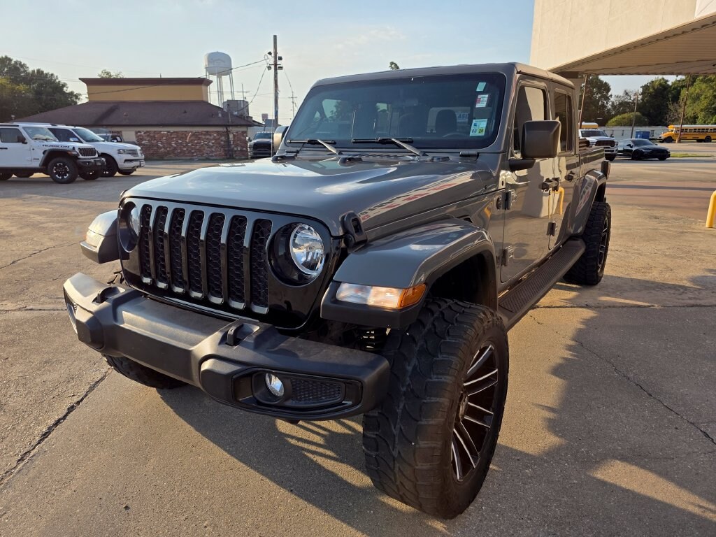 Used 2021 Jeep Gladiator Willys Truck