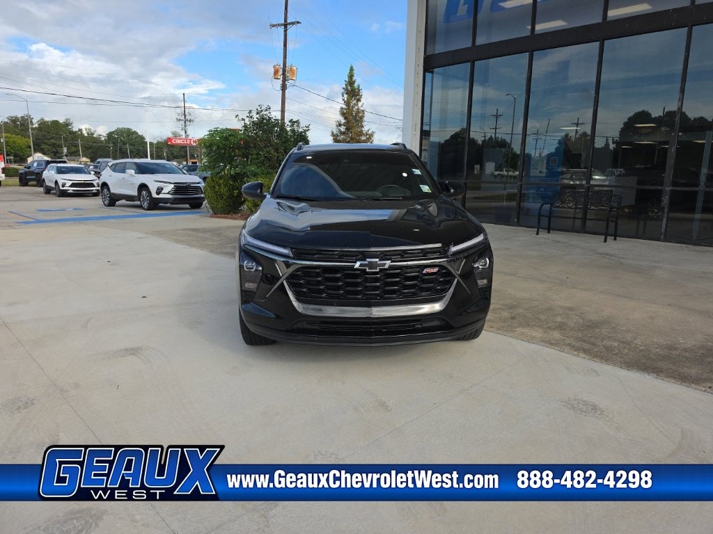 Used 2025 Chevrolet Trax 2RS SUV