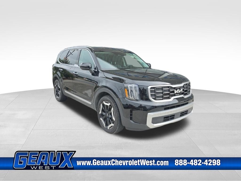 Used 2024 Kia Telluride S SUV