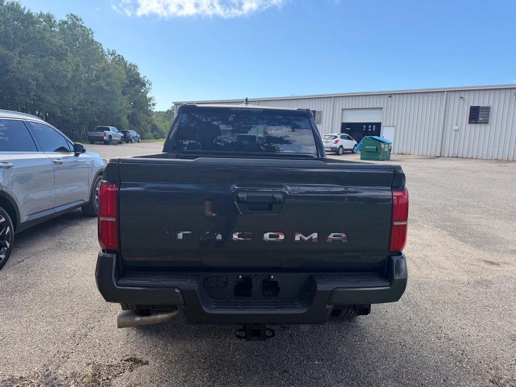 2025 Toyota Tacoma SR5 - Photo 6
