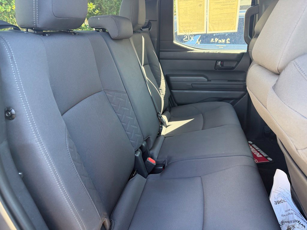 2025 Toyota Tacoma SR5 - Photo 12